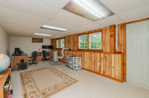 10 Jason Drive Londonderry NH 03053