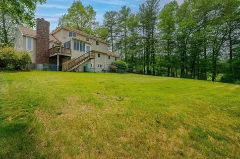 10 Jason Drive Londonderry NH 03053