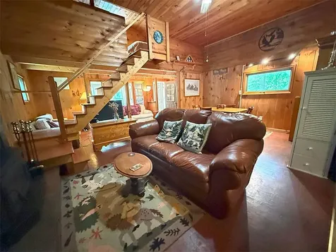 422/431 Little Rutland Road Castleton VT 05735