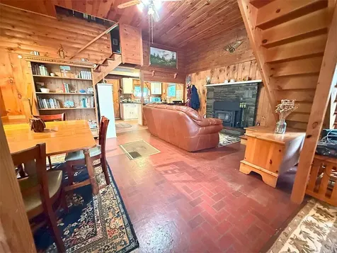 422/431 Little Rutland Road Castleton VT 05735