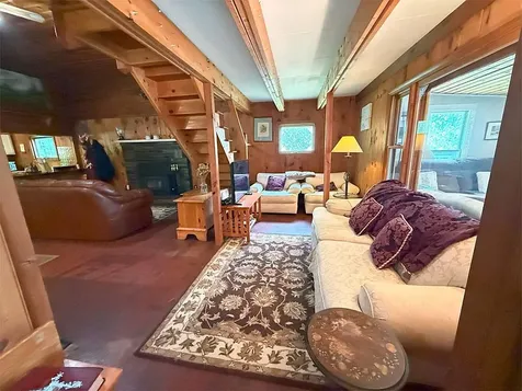 422/431 Little Rutland Road Castleton VT 05735