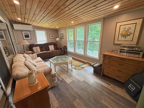 422/431 Little Rutland Road Castleton VT 05735