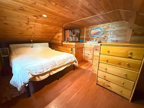 422/431 Little Rutland Road Castleton VT 05735