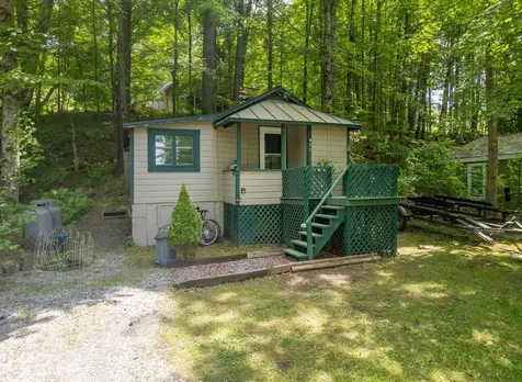 422/431 Little Rutland Road Castleton VT 05735