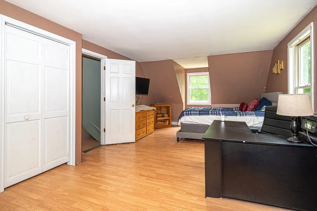 20 Locke Hill Lane Barrington NH 03825