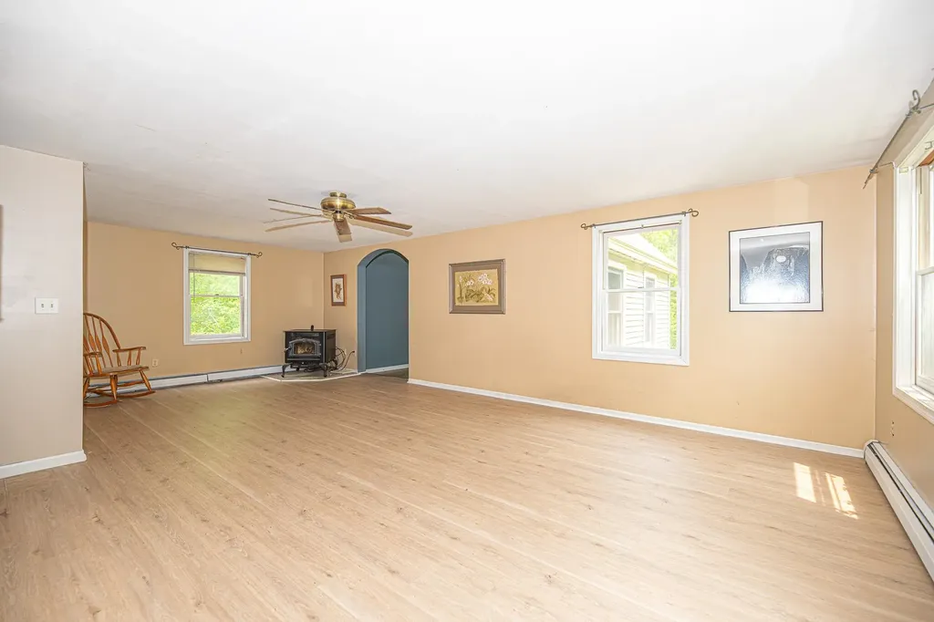 20 Locke Hill Lane Barrington NH 03825