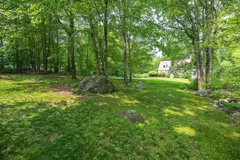 20 Locke Hill Lane Barrington NH 03825