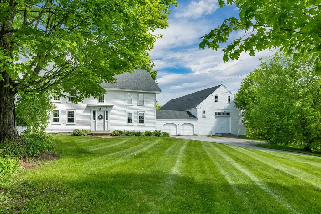 196 Deering Center Road Weare NH 03281