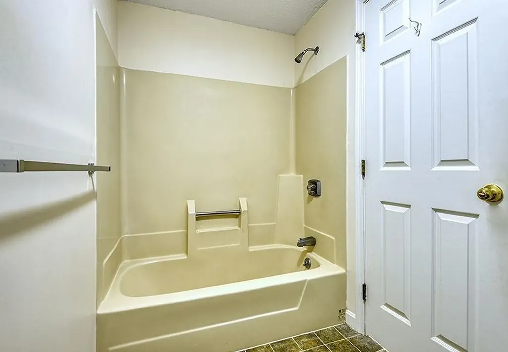 1 Wesley Lane Keene NH 03431
