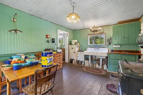9 Laurel Street Whitefield NH 03598