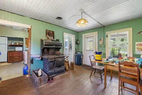 9 Laurel Street Whitefield NH 03598