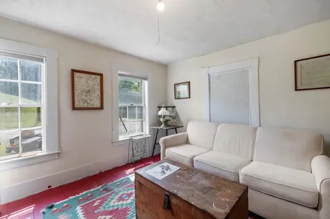 9 Laurel Street Whitefield NH 03598