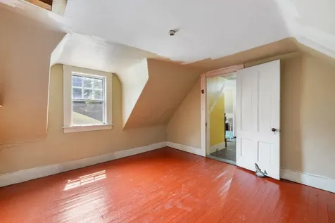 9 Laurel Street Whitefield NH 03598