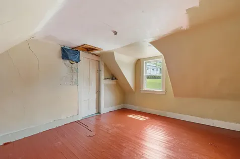 9 Laurel Street Whitefield NH 03598