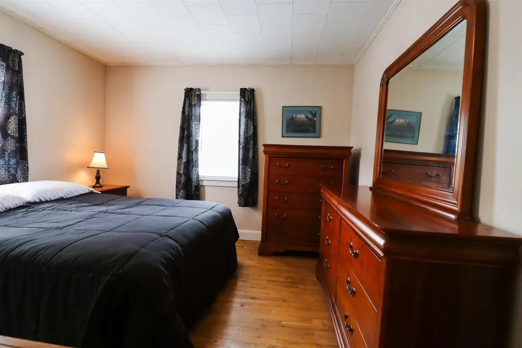 135 Hanover Street Hartford VT 05001-8089