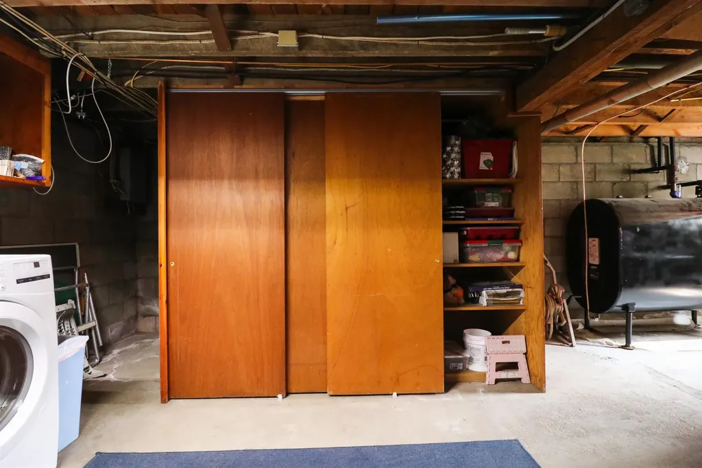 135 Hanover Street Hartford VT 05001-8089