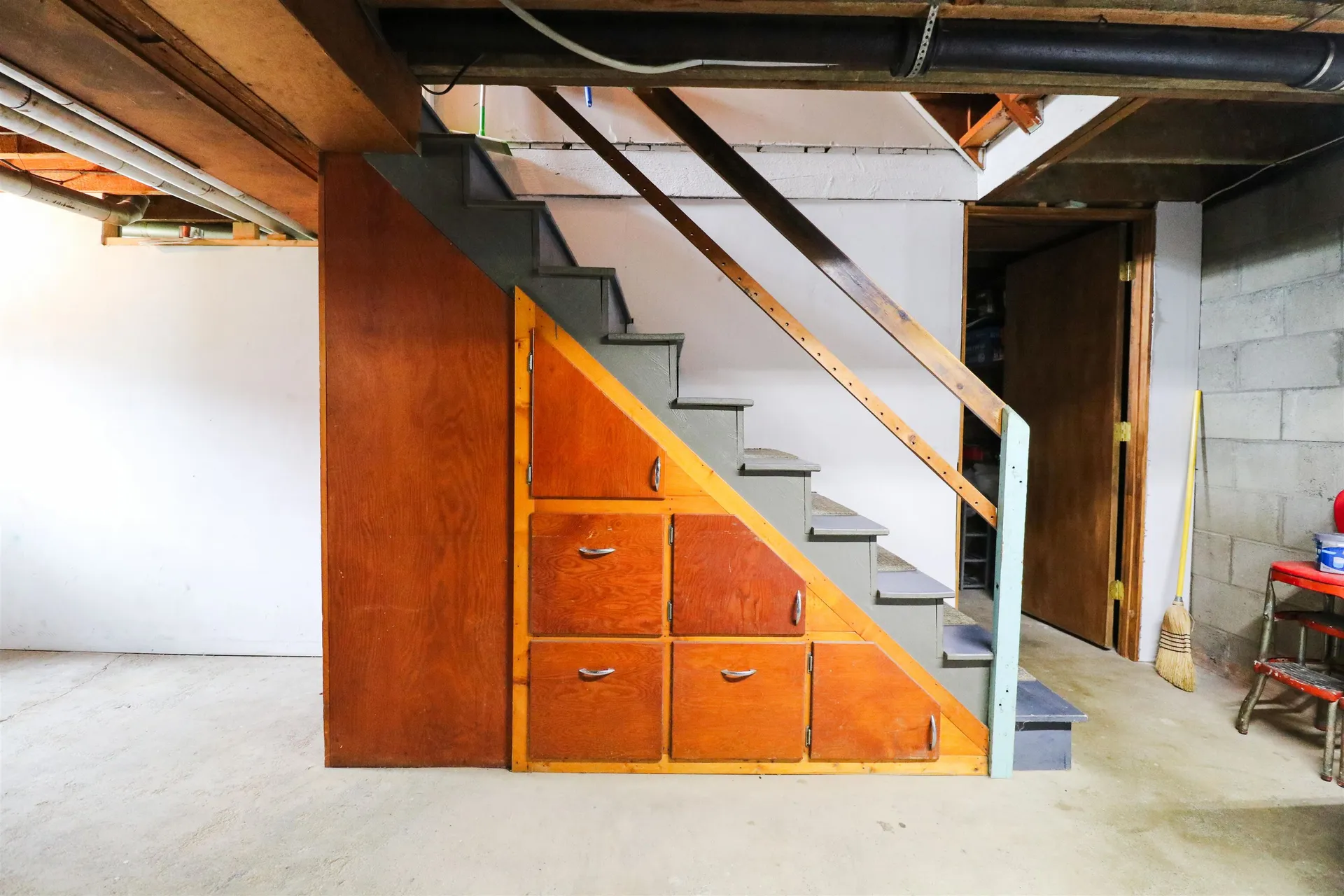 135 Hanover Street Hartford VT 05001-8089