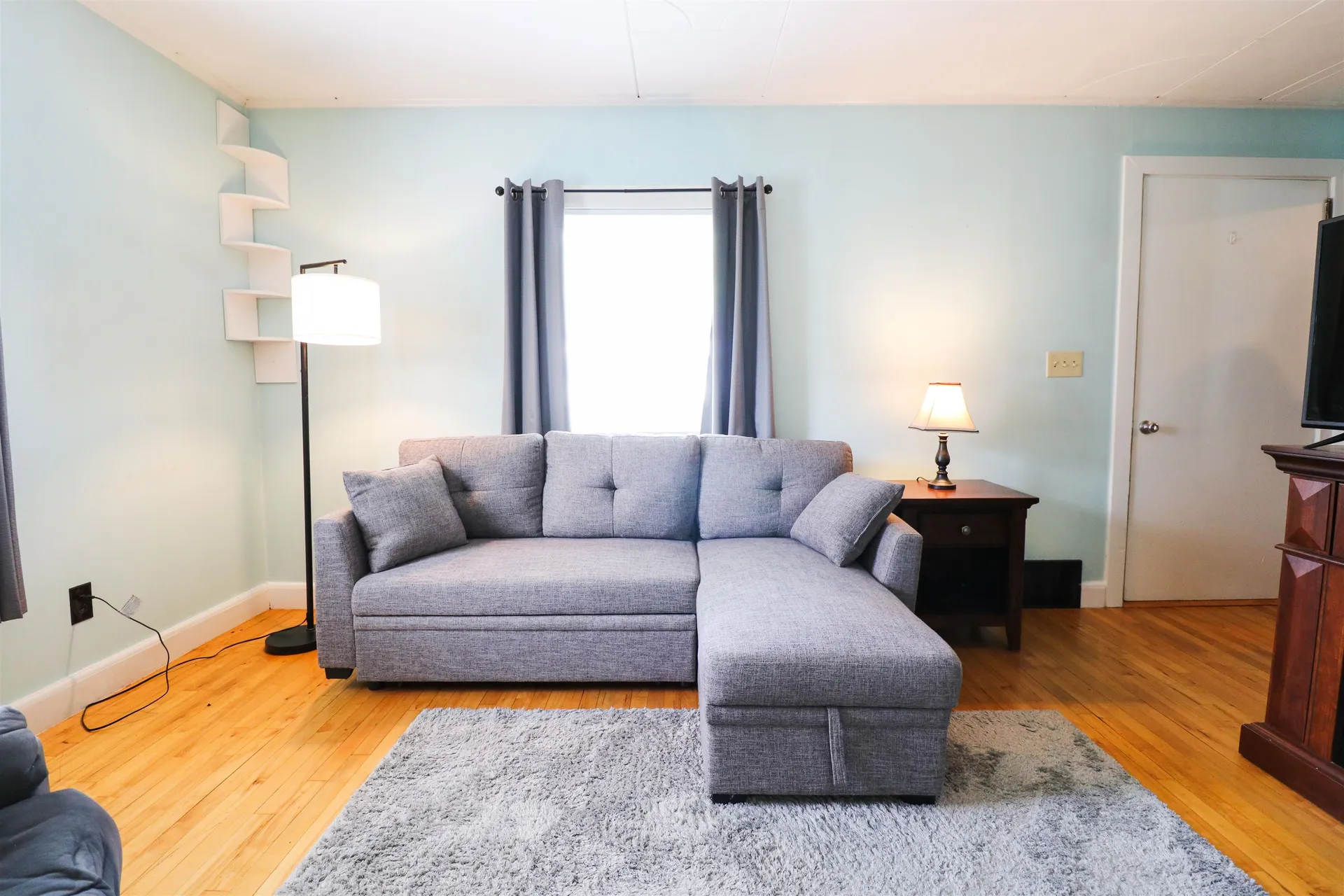 135 Hanover Street Hartford VT 05001-8089