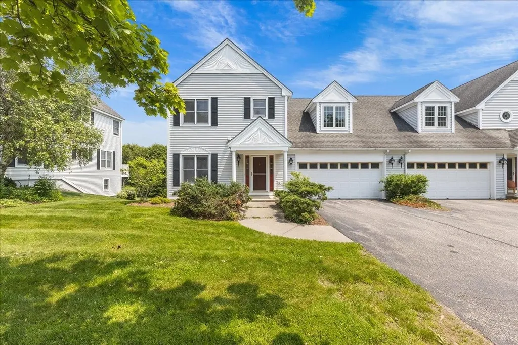 20 Peacham Lane Essex VT 05452