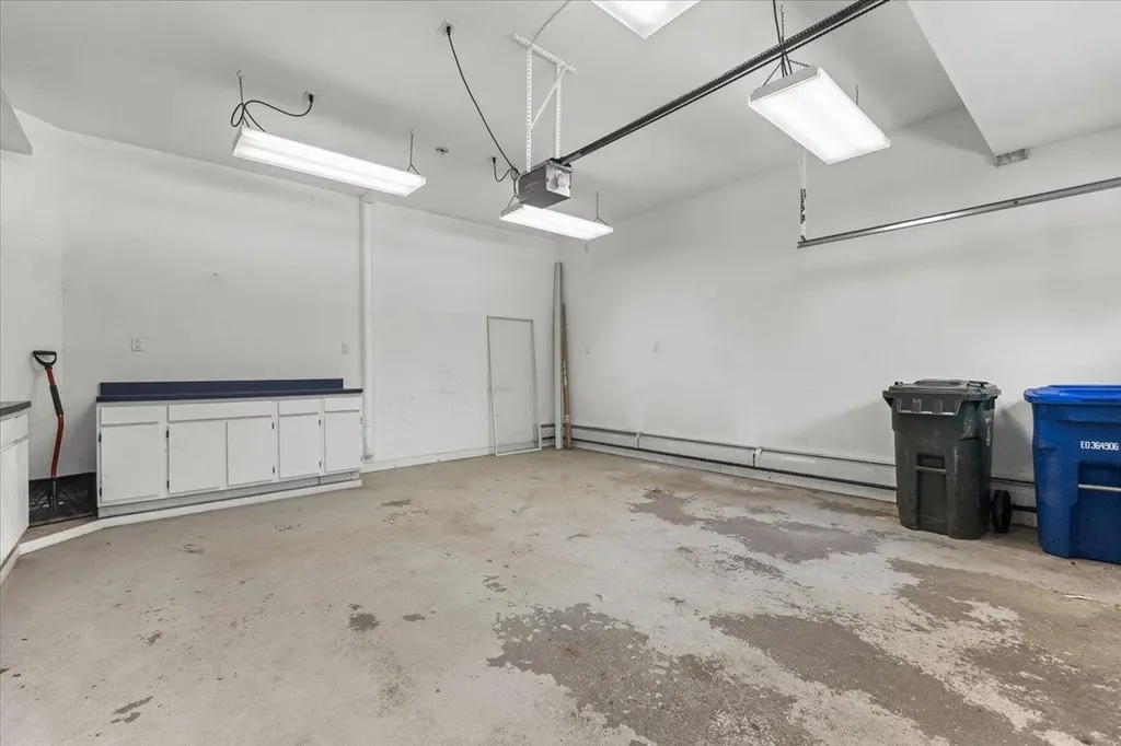 20 Peacham Lane Essex VT 05452