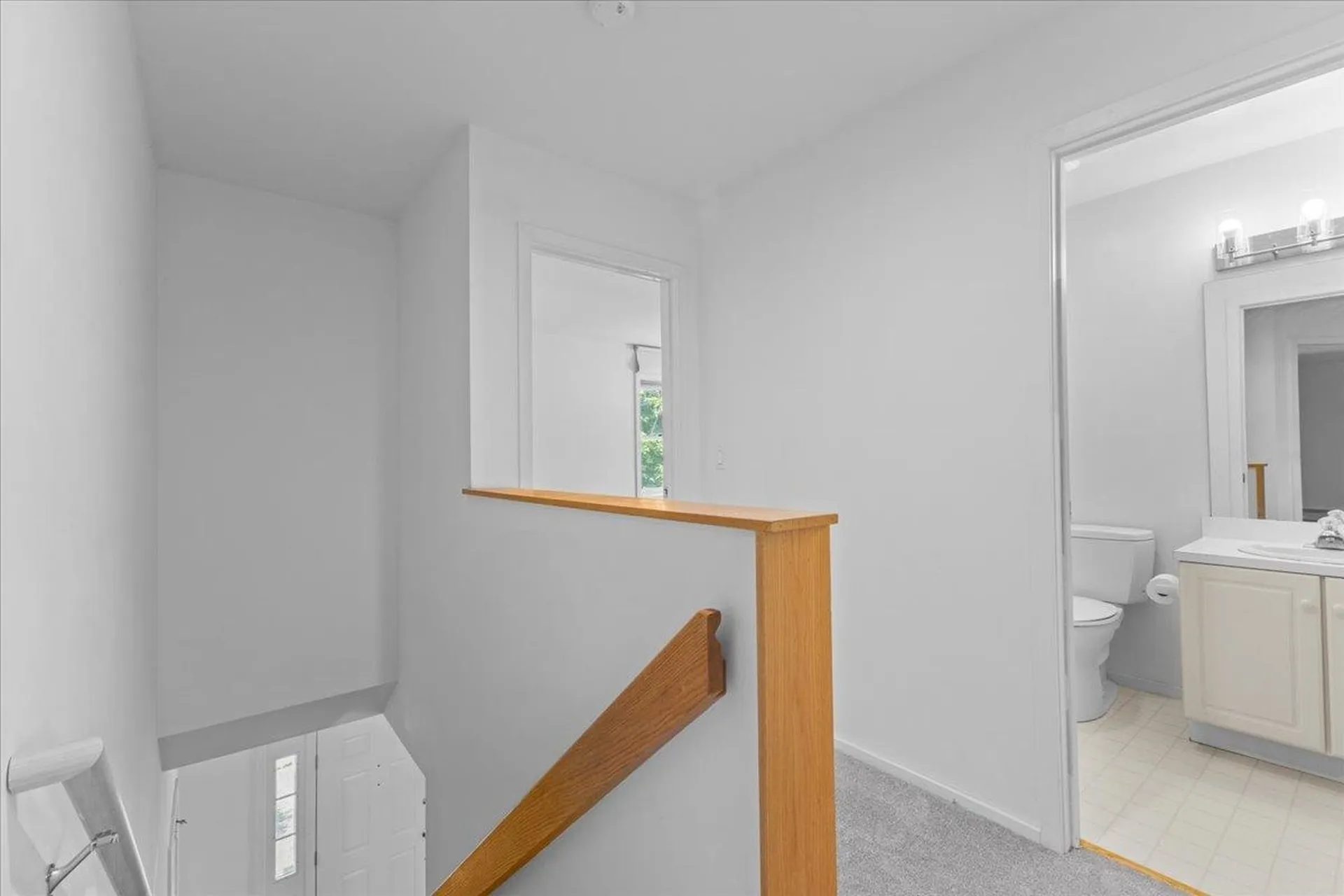 20 Peacham Lane Essex VT 05452