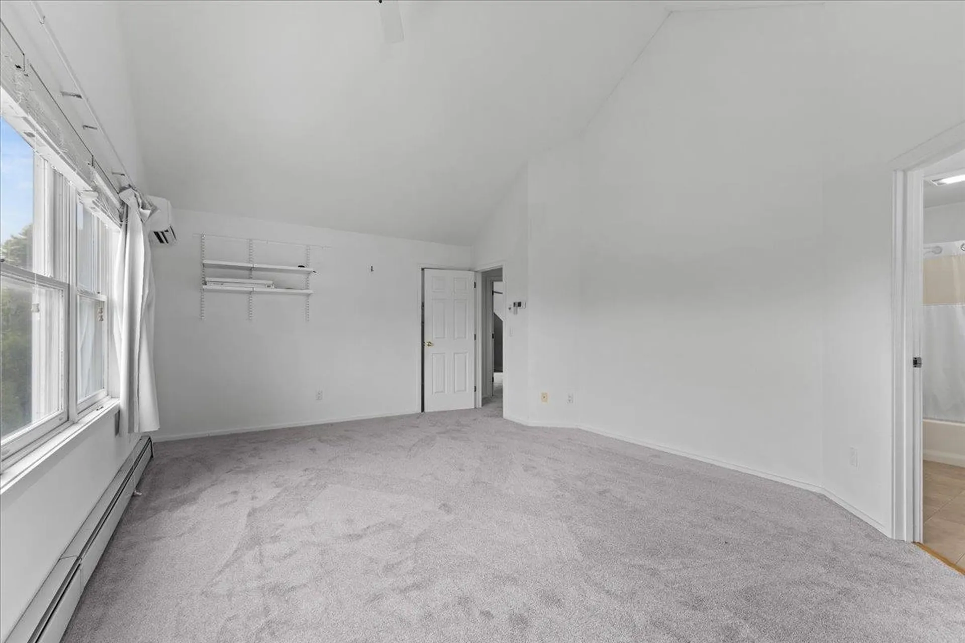 20 Peacham Lane Essex VT 05452