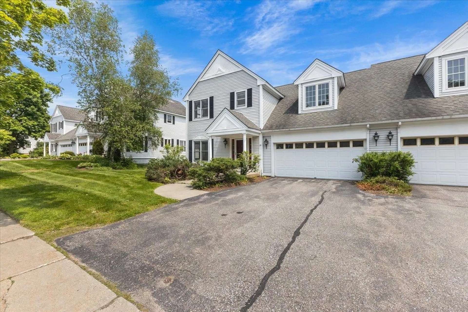 20 Peacham Lane Essex VT 05452