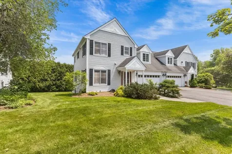 20 Peacham Lane Essex VT 05452