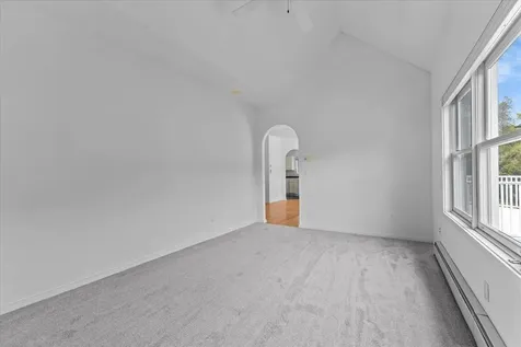 20 Peacham Lane Essex VT 05452