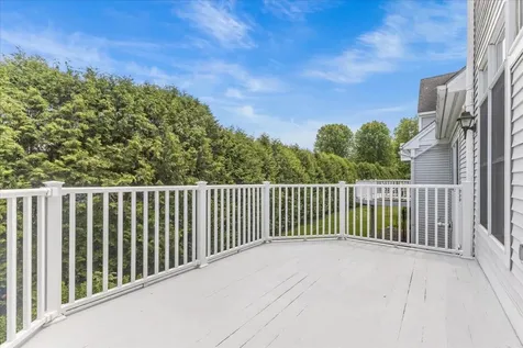 20 Peacham Lane Essex VT 05452