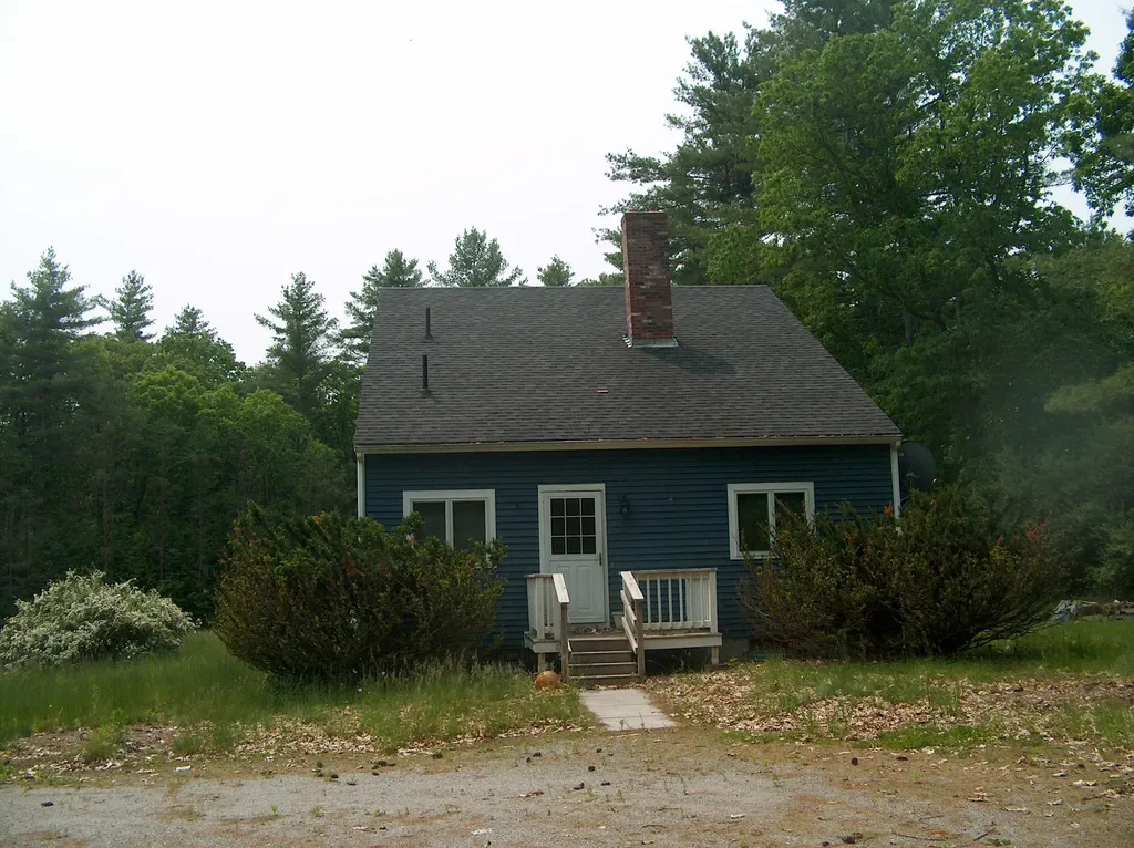 3 Battis Crossing Road Canterbury NH 03224