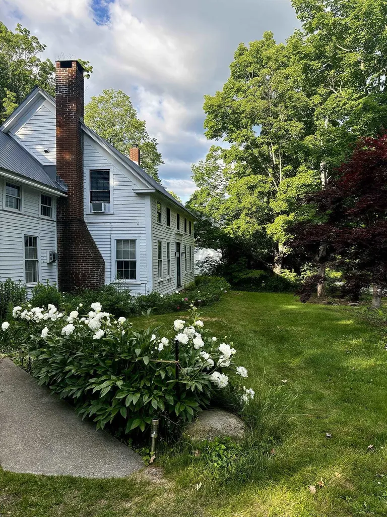 408 Dover Road Newfane VT 05351