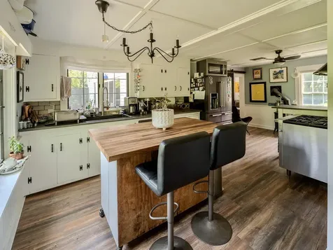 408 Dover Road Newfane VT 05351