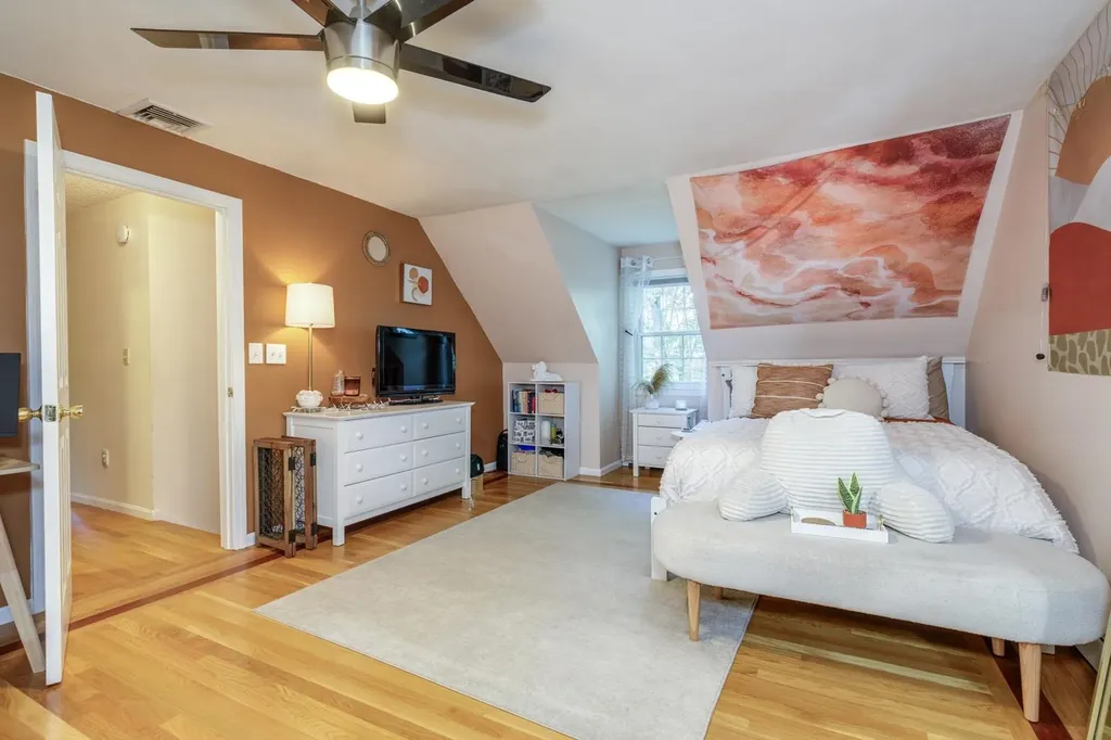 50 Kienia Road Hudson NH 03051