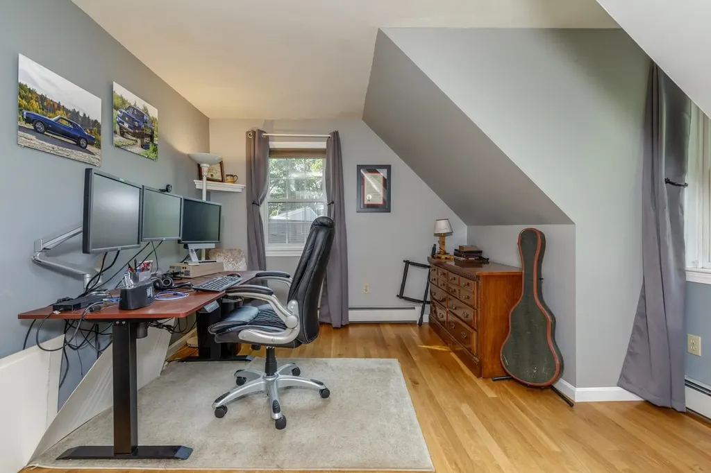 50 Kienia Road Hudson NH 03051