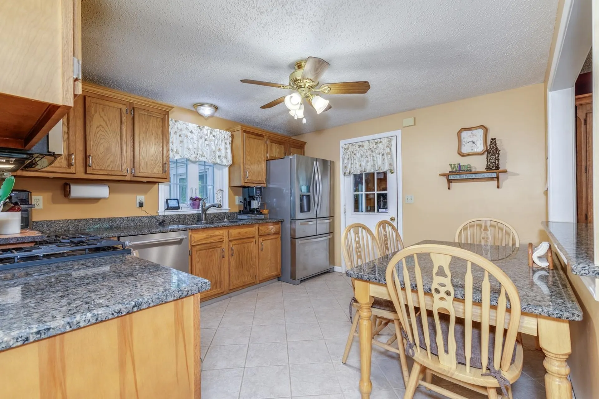 50 Kienia Road Hudson NH 03051