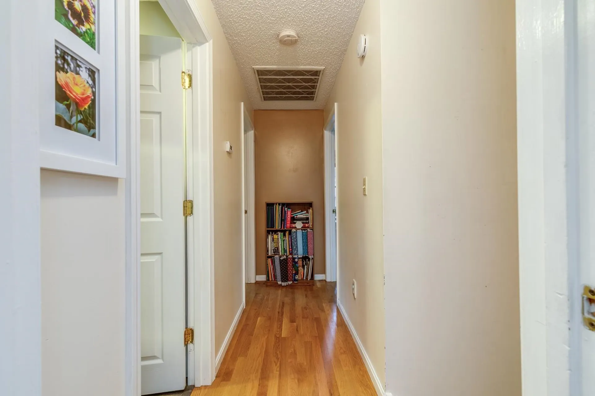 50 Kienia Road Hudson NH 03051