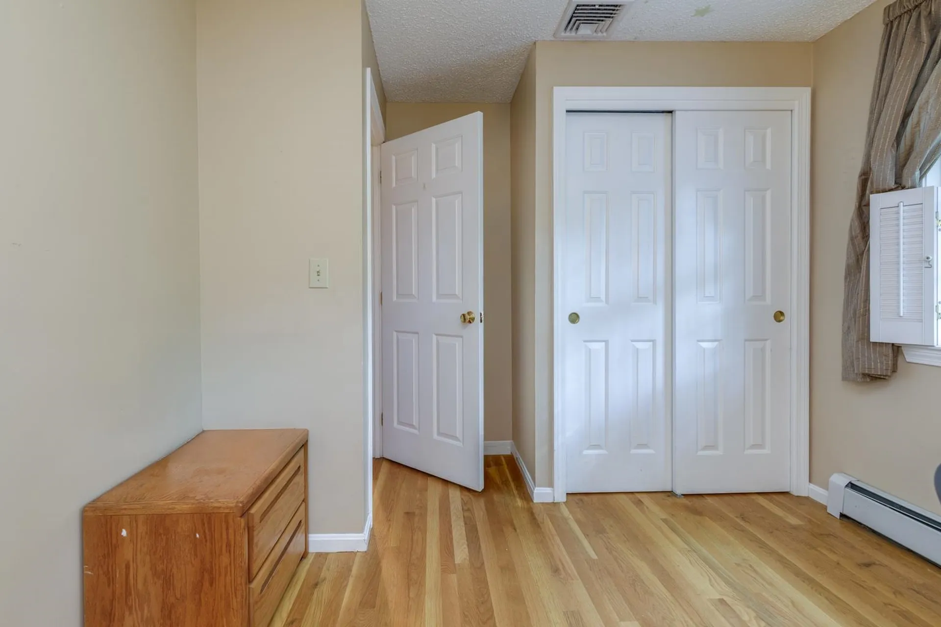 50 Kienia Road Hudson NH 03051