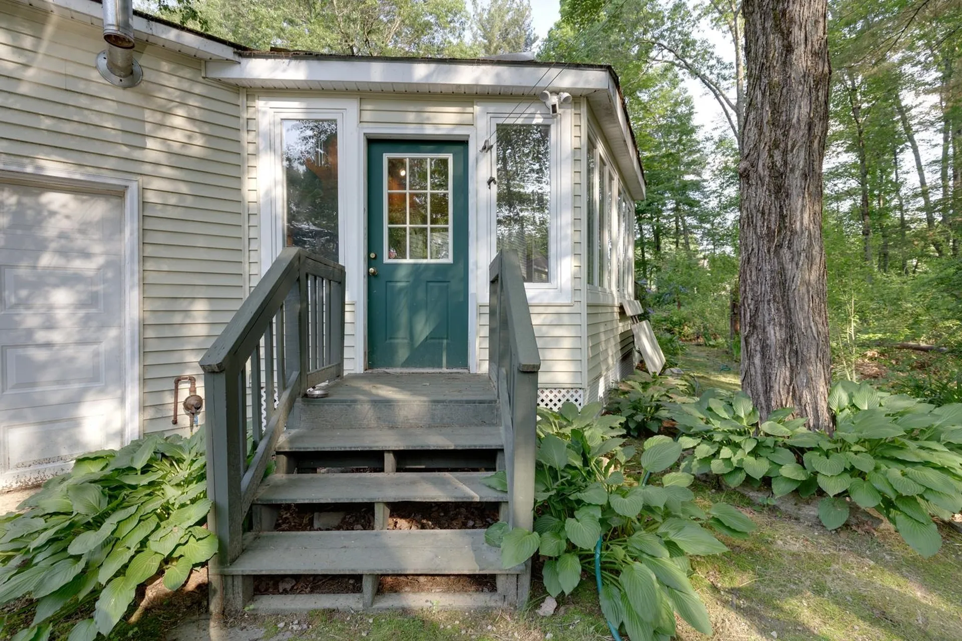 50 Kienia Road Hudson NH 03051