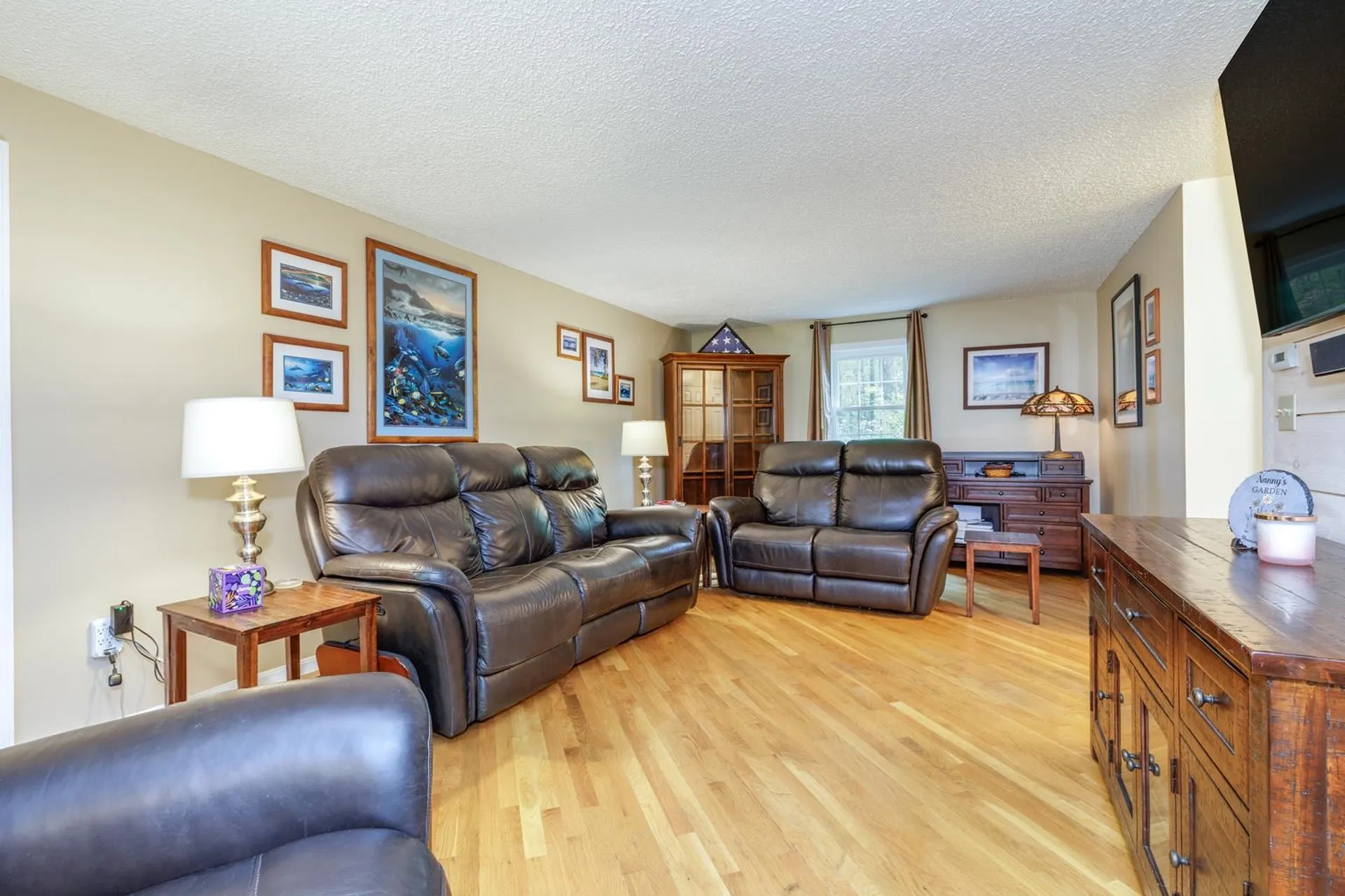 50 Kienia Road Hudson NH 03051