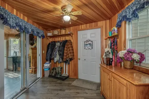 50 Kienia Road Hudson NH 03051