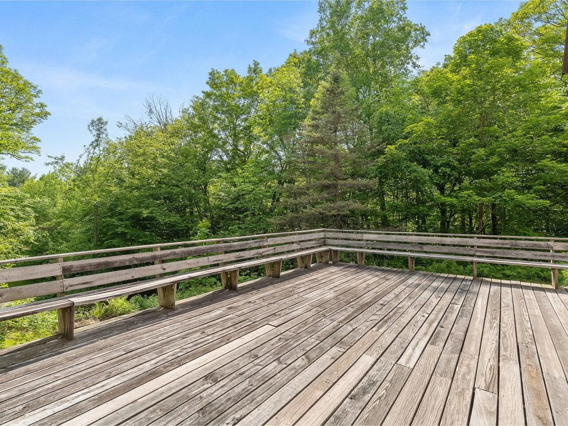 143 Smithers Drive Randolph VT 05060-9095