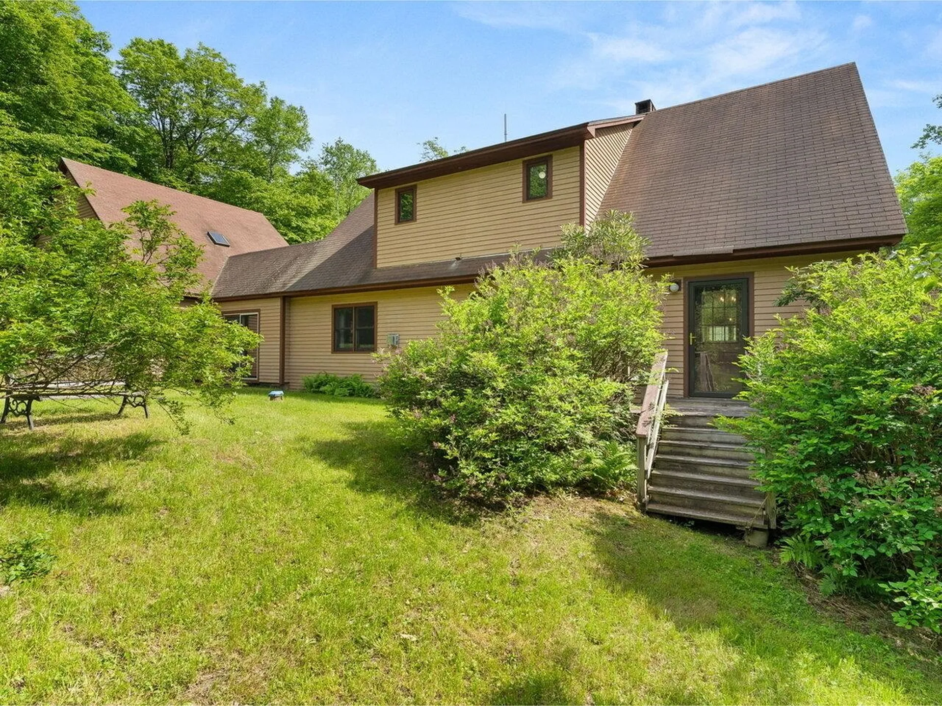 143 Smithers Drive Randolph VT 05060-9095