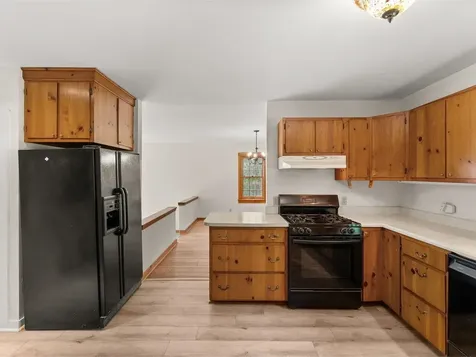 143 Smithers Drive Randolph VT 05060-9095