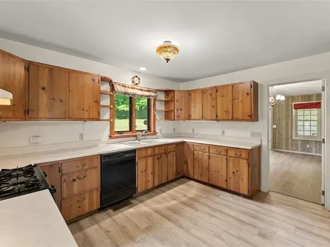 143 Smithers Drive Randolph VT 05060-9095