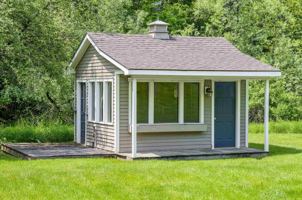 47 Point Ridge Road Berlin VT 05641