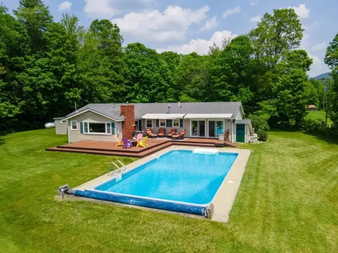 402 East Road Cornish NH 03745
