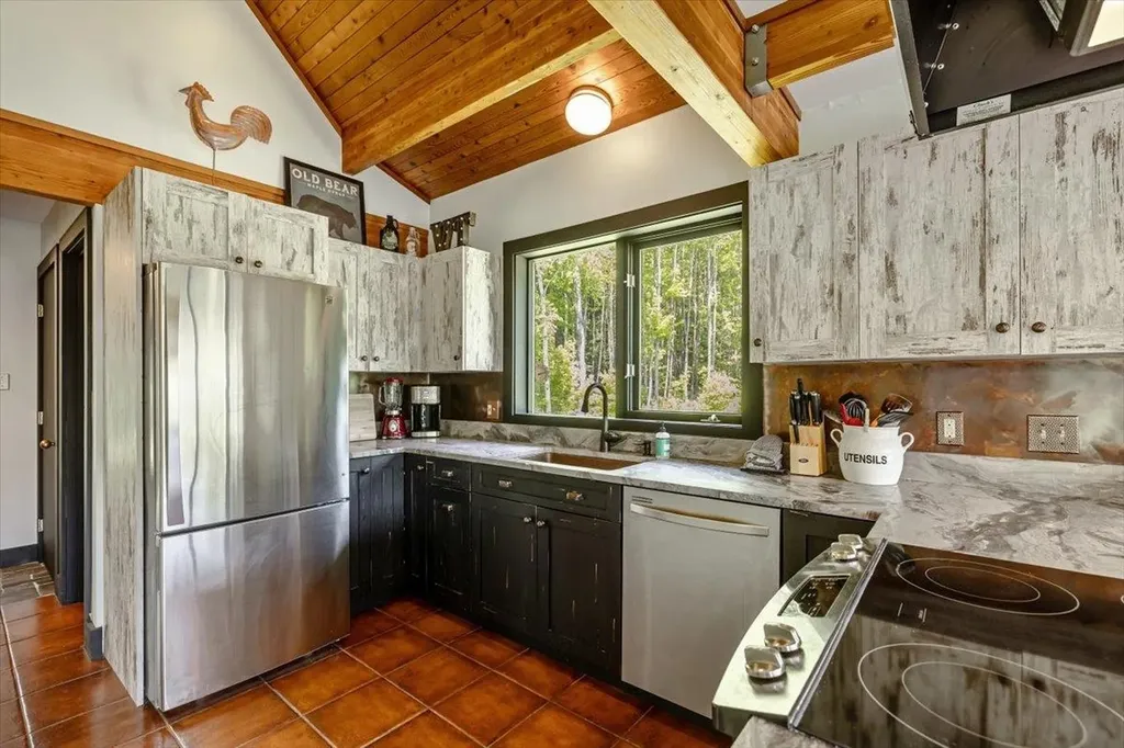 474 Hollow View Stowe VT 05672