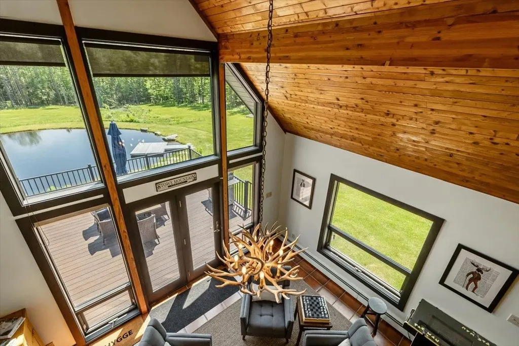 474 Hollow View Stowe VT 05672