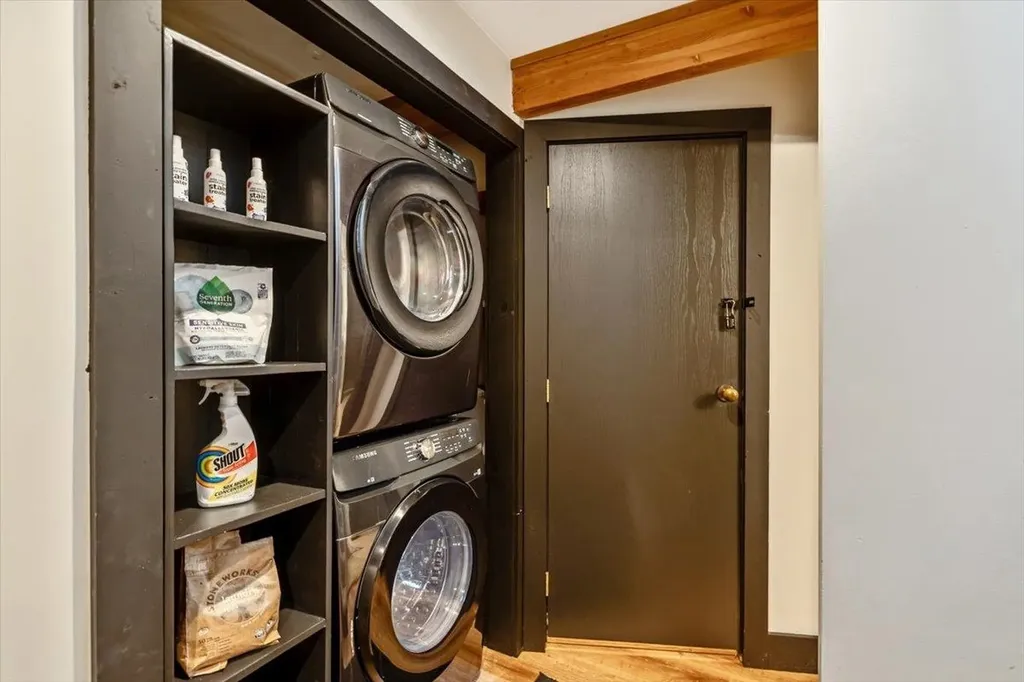 474 Hollow View Stowe VT 05672